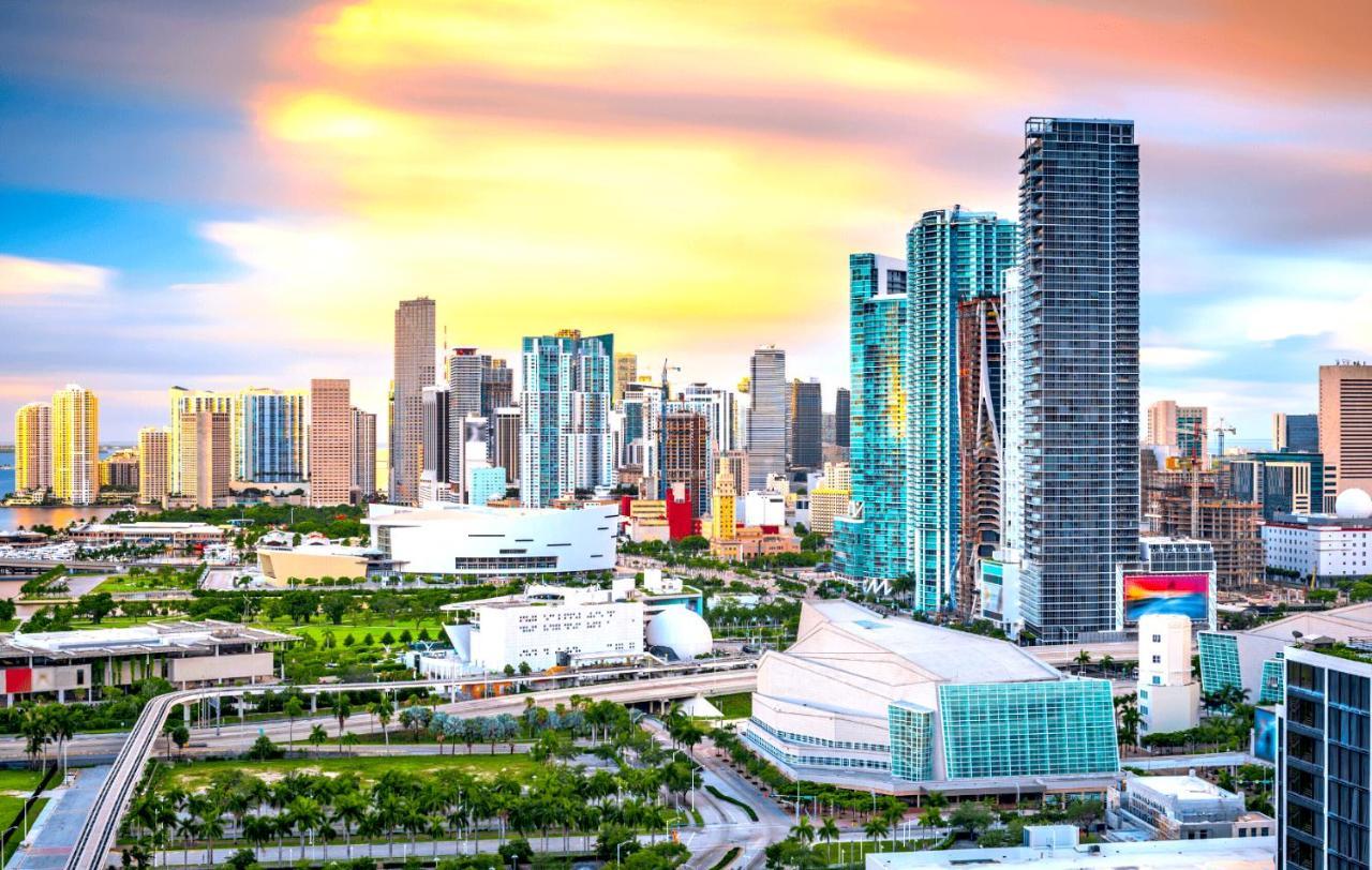 Experience The Perfect Miami Life!! Centrally Located Luxury Condo! Exterior foto
